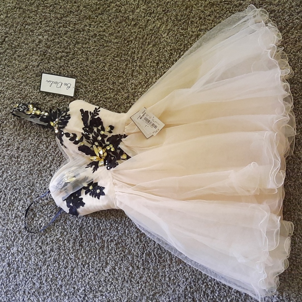 Womens homecoming dress